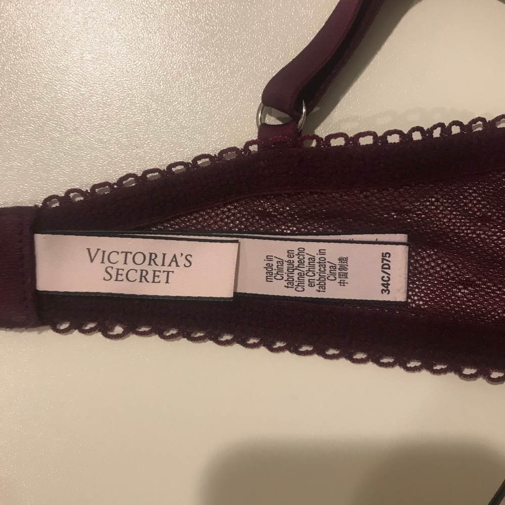 Victoria’s Secret Bra - Picture 5 of 5